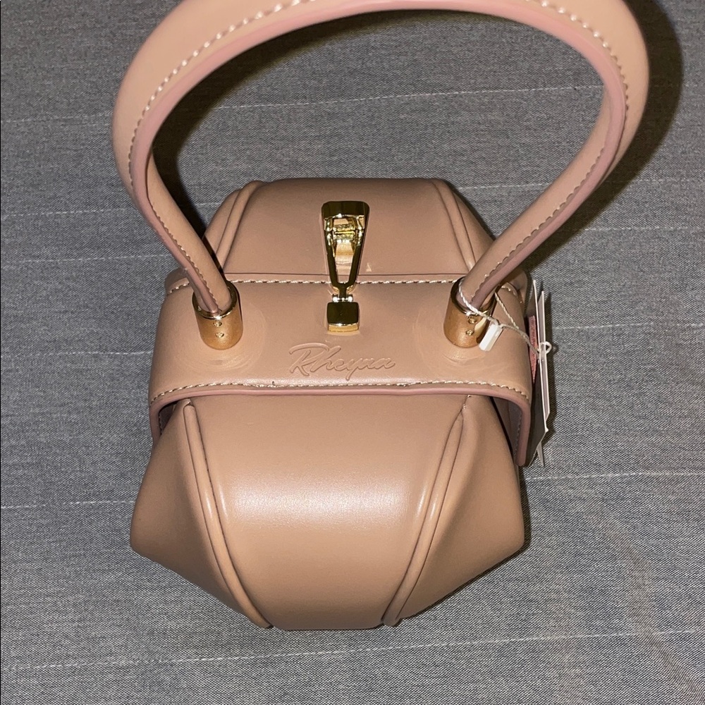 Chic Nude Mini Bag with Gold Accents - Picture 3 of 6